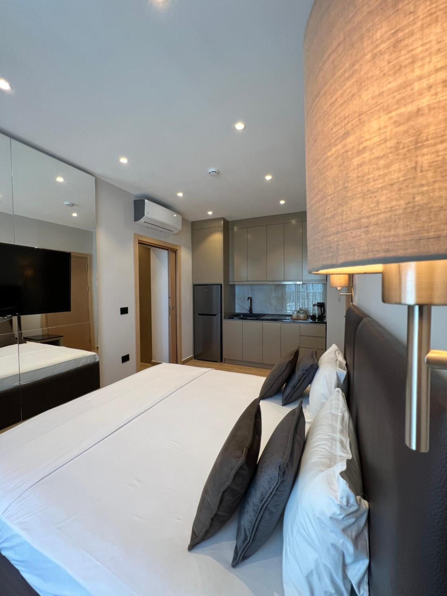 Coastline Luxury Apart Hotel Golem  Ngoại thất bức ảnh