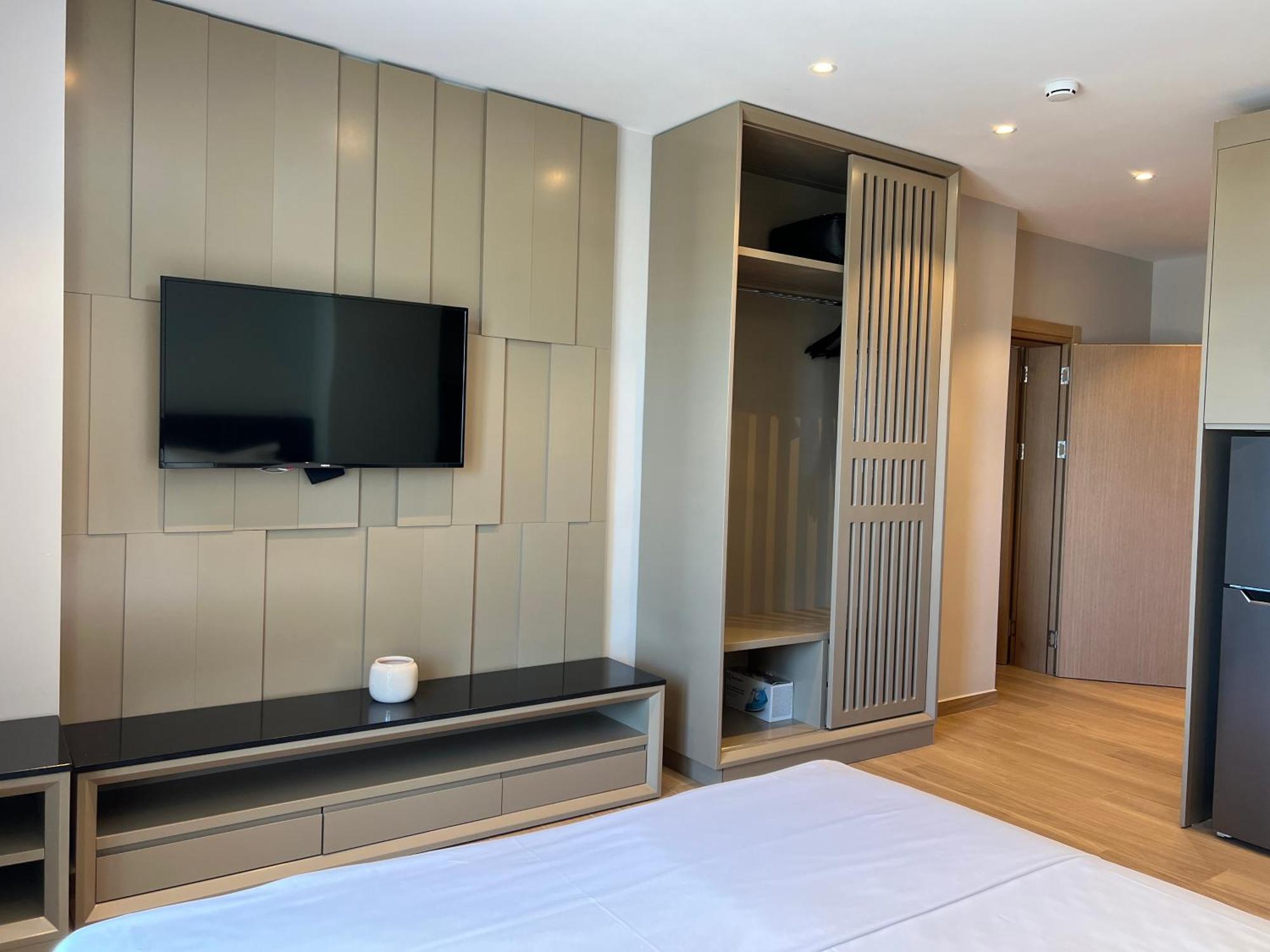 Coastline Luxury Apart Hotel Golem  Ngoại thất bức ảnh