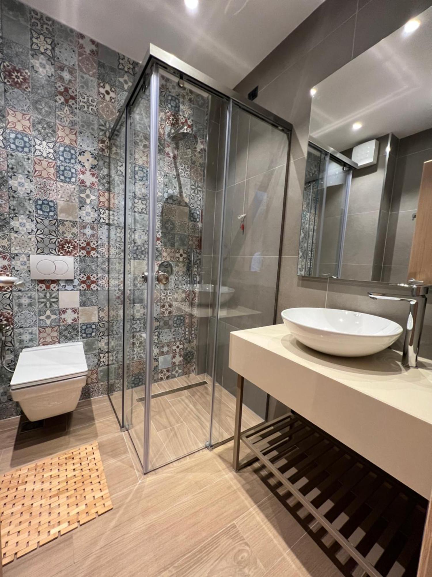 Coastline Luxury Apart Hotel Golem  Ngoại thất bức ảnh