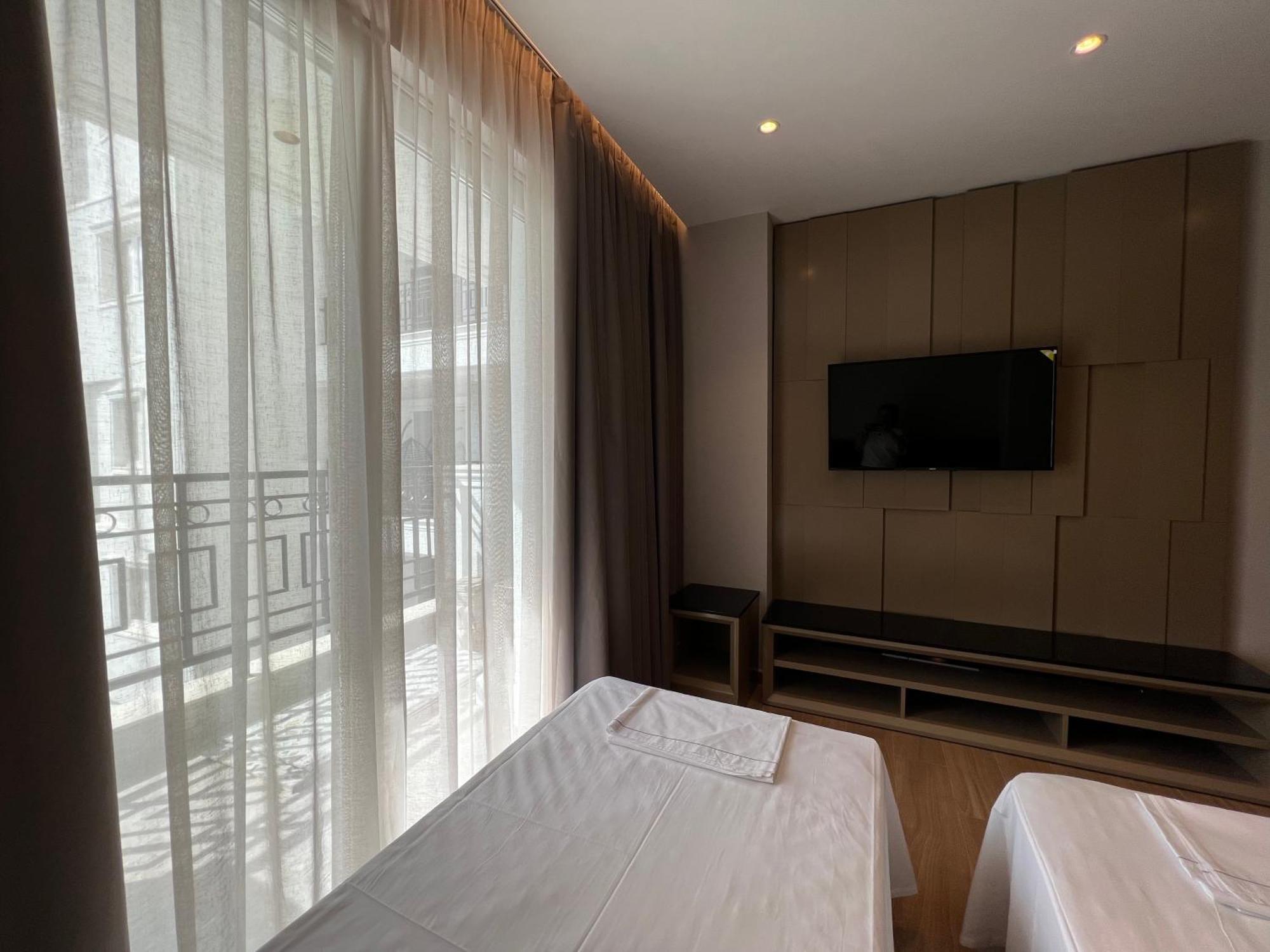 Coastline Luxury Apart Hotel Golem  Ngoại thất bức ảnh